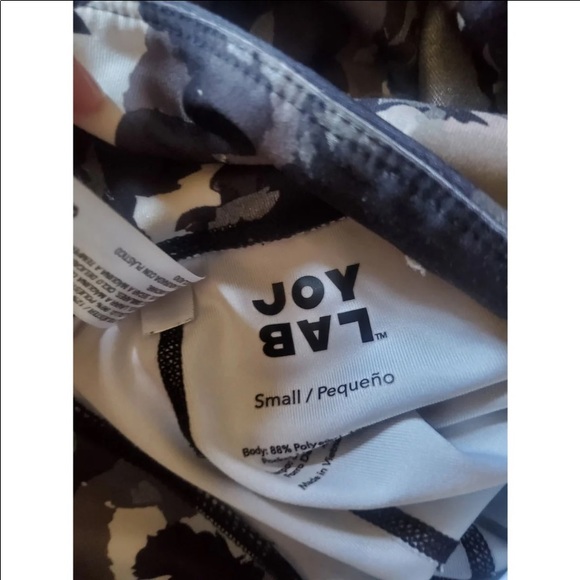 Joy Lab Camo Print grey Striped Leggings - Picture 8 of 8